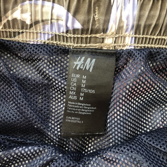 H&M Swim - Picture 2 of 2